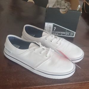 NWT Under Armour women's slip on sneaker